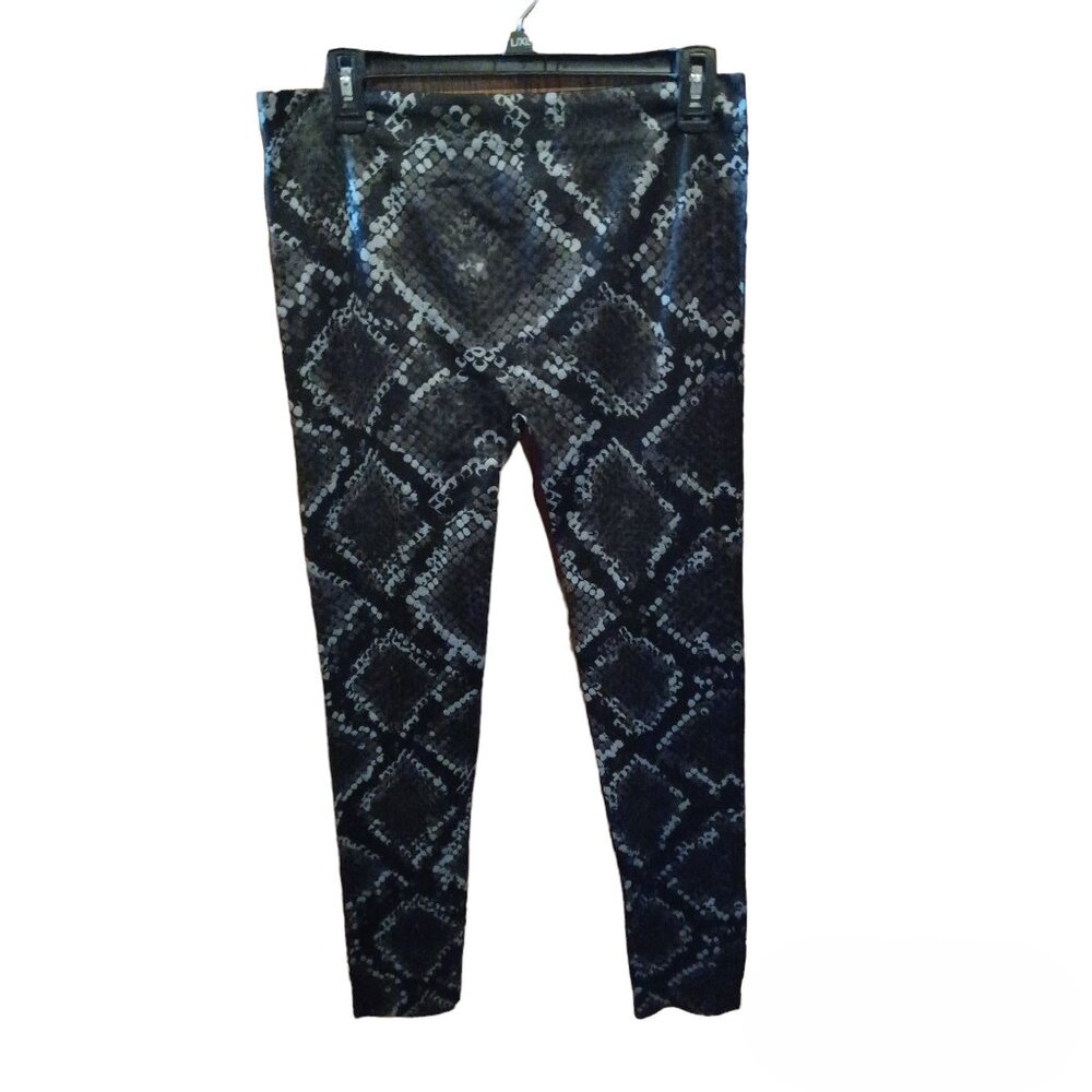 No Boundaries Black & Silver Leggings EUC